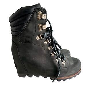 Sorel Conquest Wedge Black Leather Boots Bootie Womens Size 6